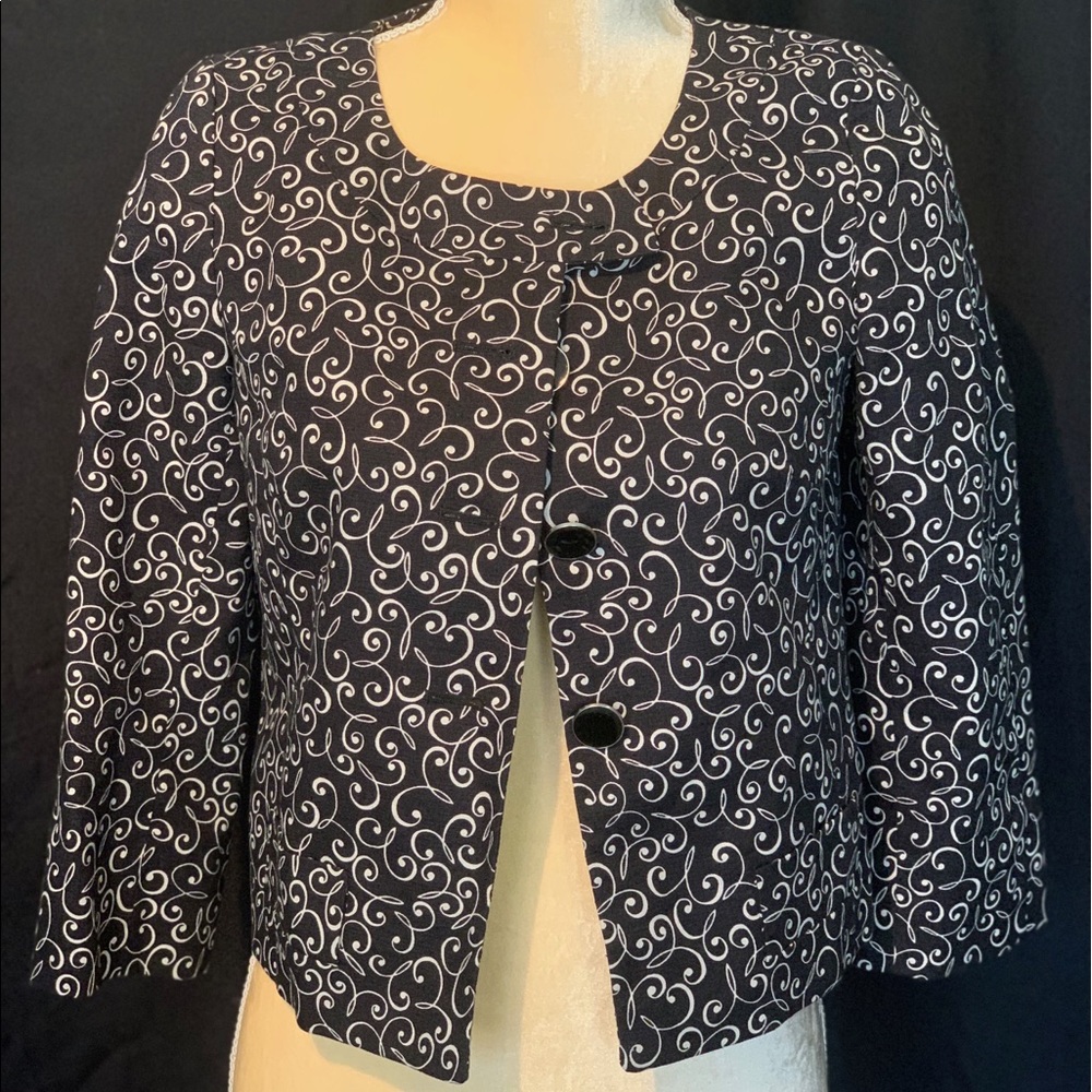 Ann Taylor Loft Black and White light jacket